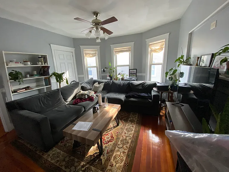 121 Lowell St #2 — Photo 4