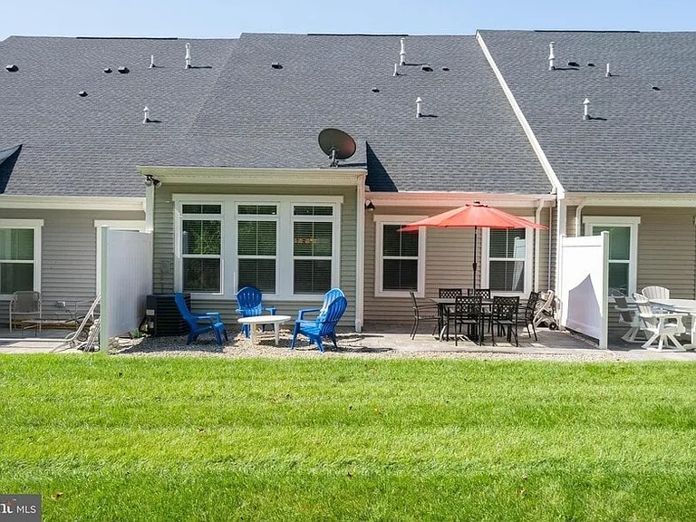 33776 Freeport Dr — Photo 34