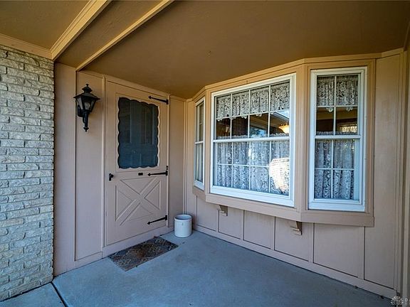 3rd image of 106 Villa Dr