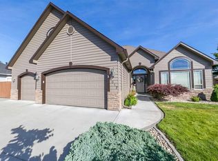 1017 Kambeth Ct, Richland, WA 99352