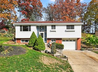 613 Moonstone Dr, Allison Park, PA
