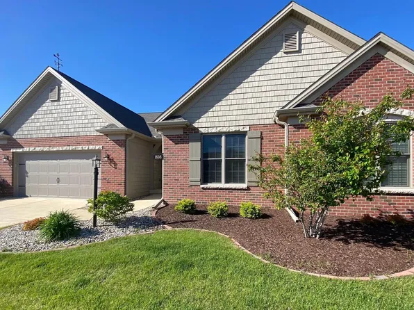 1608 Congressional Way, Champaign, IL 61822