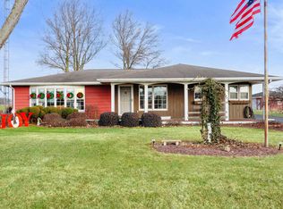 1502 E Division Rd, Portland, IN 47371