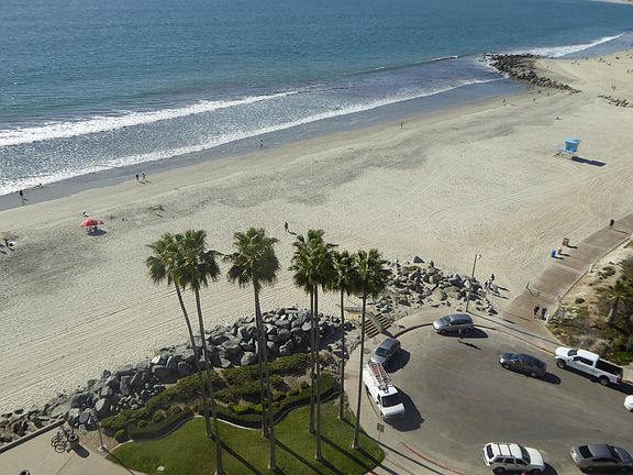 3rd image of 1720 Avenida Del Mundo Unit 1103
