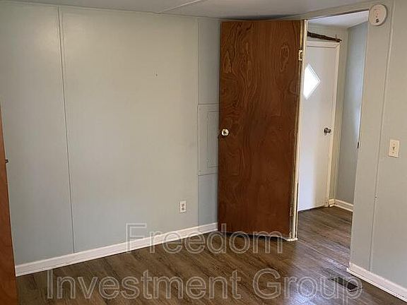 5th image of 1412 Colony Park Dr #17