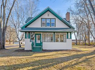 10785 Berglund Ave, Chisago City, MN 55013