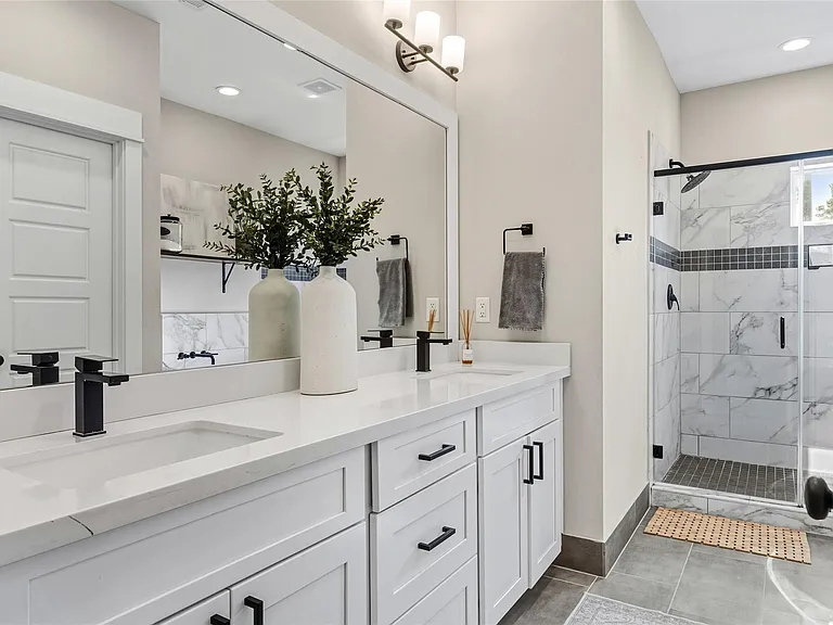 5202 Pinemont Creek Ln — Photo 13
