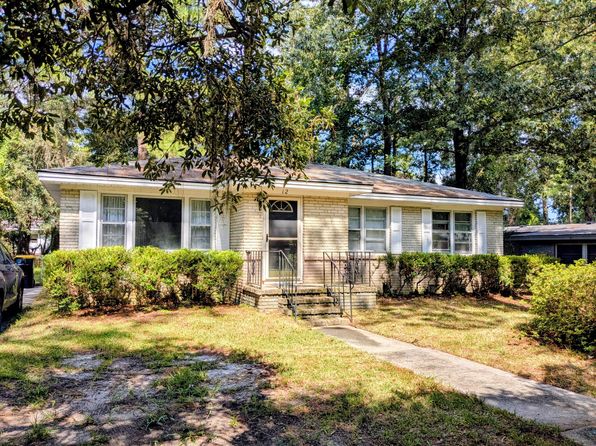 12 Dyches Dr