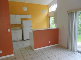 9831 S Grand Duke Cir, Fort Lauderdale, FL 33321