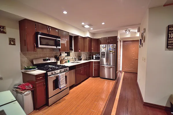 Sold by Ilite Realty Inc | media 4