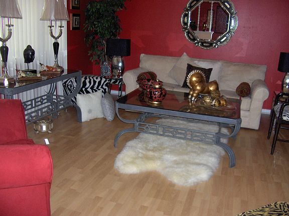 Living Rm
