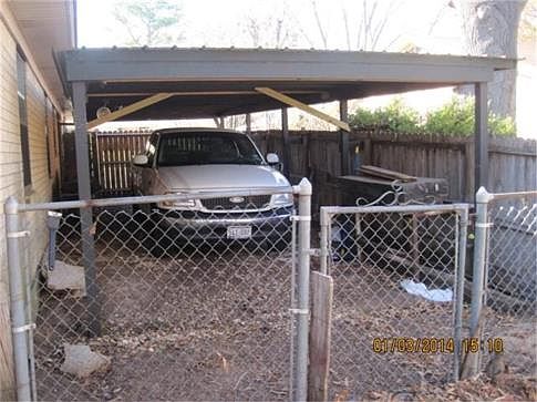 5th image of 303 Johnson Dr
