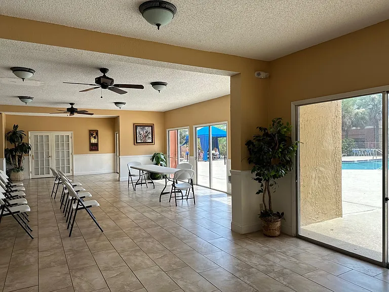 602 Kenwick Cir #205 — Photo 27