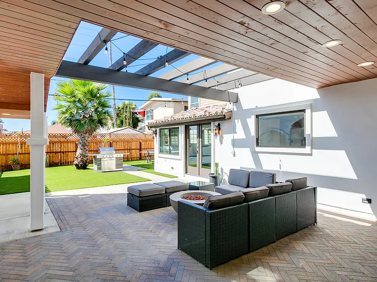 166 Avenida Aragon #B — Photo 28