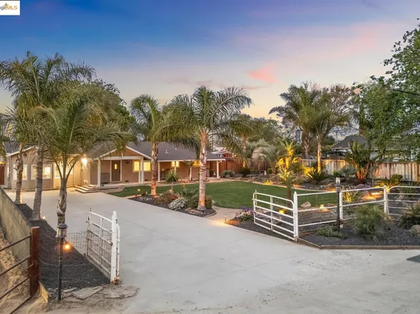 3060 Grant Rd, Oakley, CA 94561