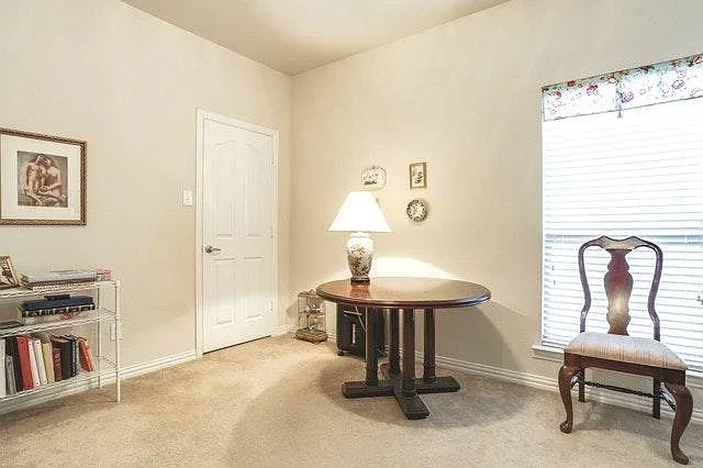 8712 Paradise Dr — Photo 6