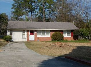 1403 E Tolleson St, Perry, GA 31069