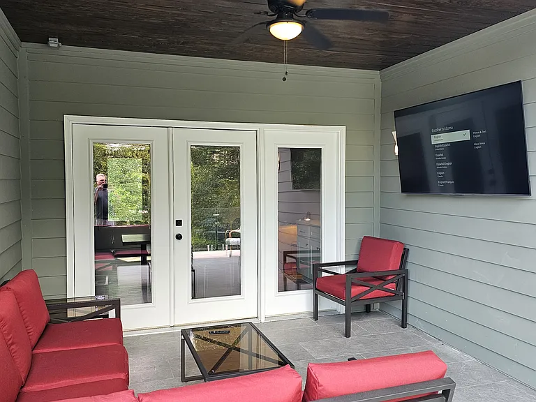 Rooftop covered porch
