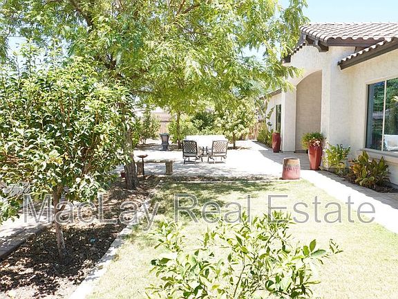 5th image of 2910 E Wildhorse Dr