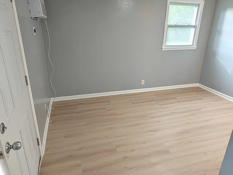 3112 Ewingdale Dr #B — Photo 2