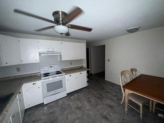 5th image of 10-22 Nashawannuck St #12A