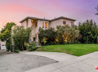 3745 Ocean View Ave, Los Angeles, CA 90066