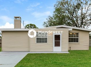 3919 Longhorn Dr, Sarasota, FL 34233