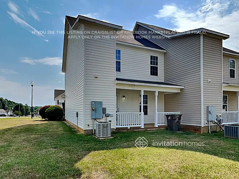302 Whitehall Ct — Photo 15