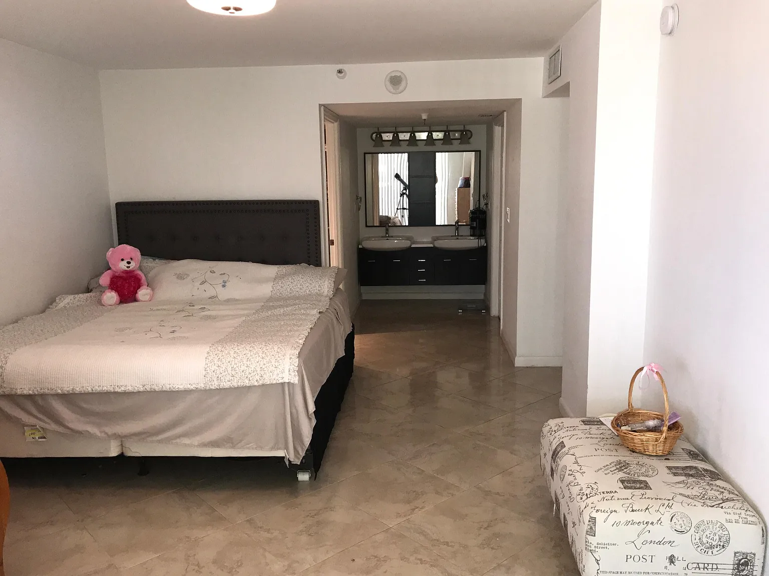 2 bed, 2.0 bath, 1305 sqft, $2,750 — Photo 3