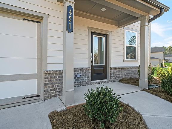 3rd image of 421 Panther Creek Ln