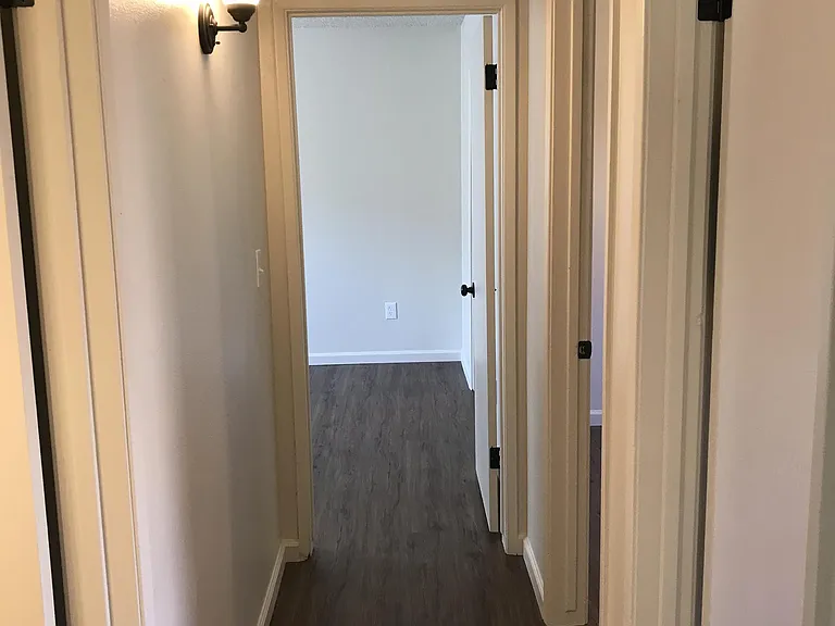 1339 E Rumble Rd — Photo 22