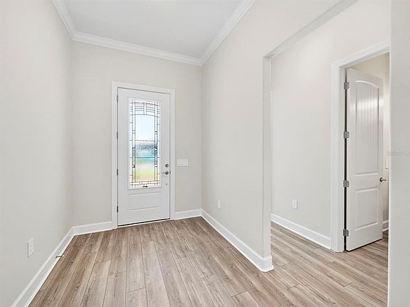 3rd image of 18017 Northwood Pl