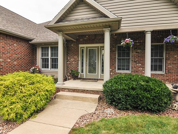 2nd image of 5083 Glacier Way