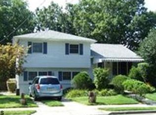 511 7th St, Somers Point, NJ 08244