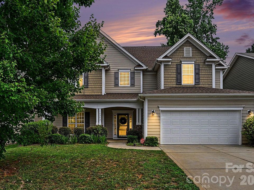 1st image of 10202 Falling Leaf Dr NW