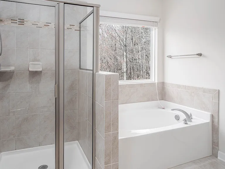105 Spring Pine Ln — Photo 15