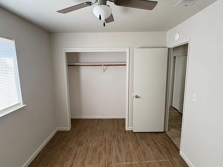 1148 Gladys Way — Photo 10
