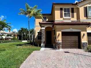 11389 NW 87th Ln, Doral, FL 33178