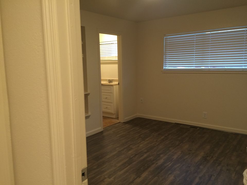 Master BR/bath