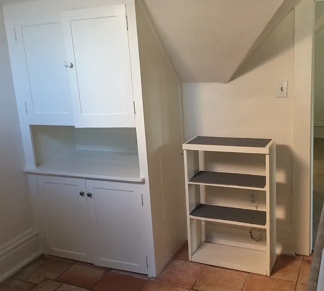 307 E Edison Ave — Photo 9