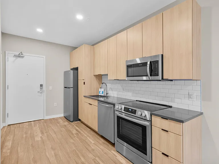 The Keystone Apartments — Photo 86