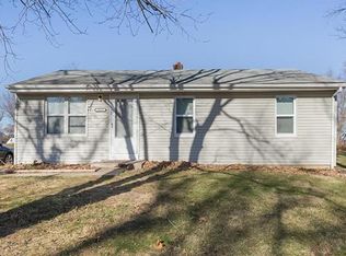 2815 S River Rd, Saint Charles, MO 63303