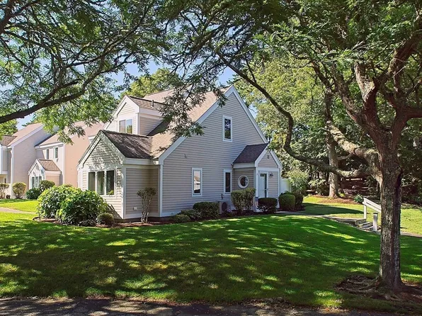 11 Howland Cir #11, Brewster, MA 02631