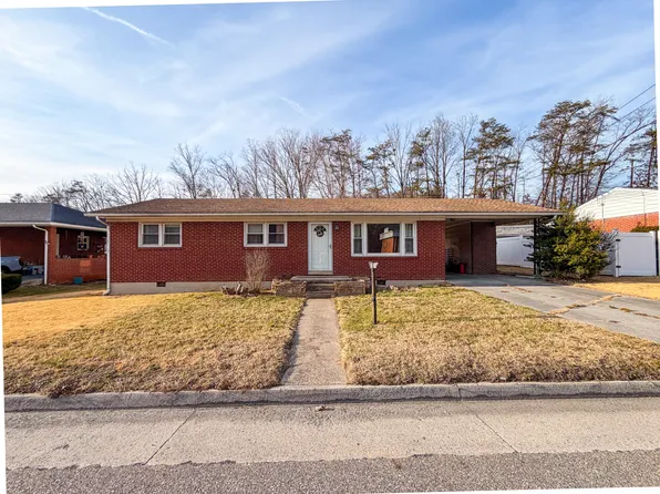 2510 Grafton St, Clifton Forge, VA 24422