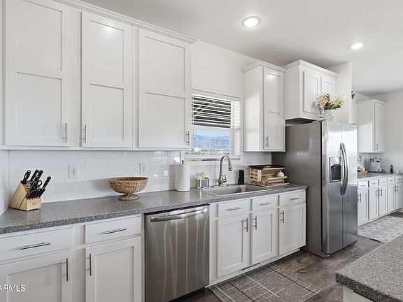 4th image of 22454 W Steel Horse Road