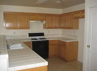 9710 Battersea Park Dr, Bakersfield, CA 93312