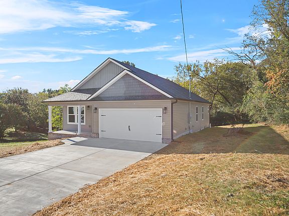 2nd image of 19 Circle Dr