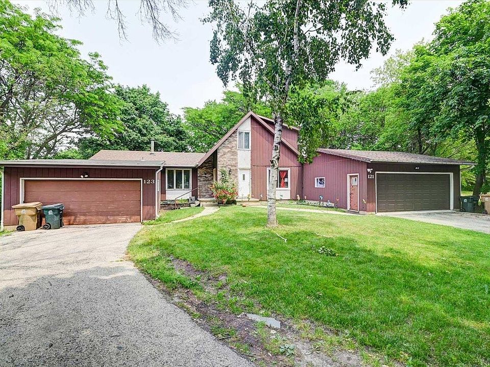 1st image of 121/123 Georgiana Cir