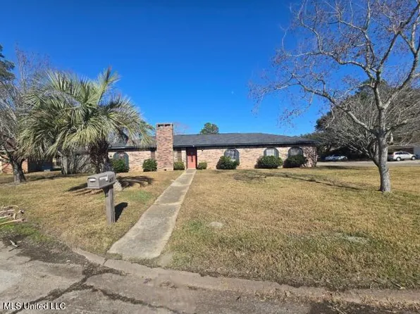 473 Sunny Ct, Diberville, MS 39540