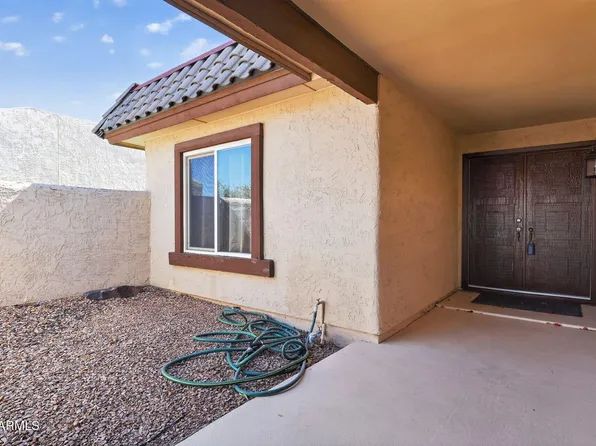11609 S Maze Court, Phoenix, AZ 85044